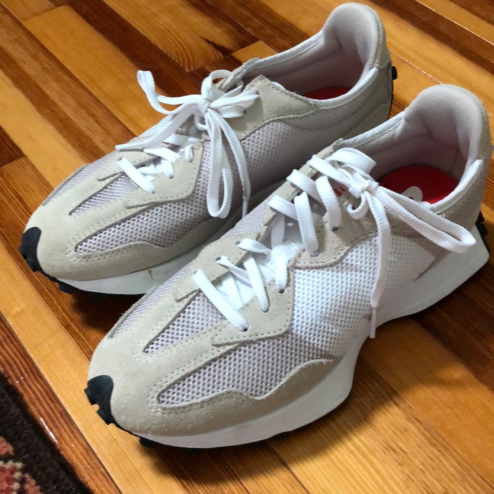 New balance 327 size 7.5